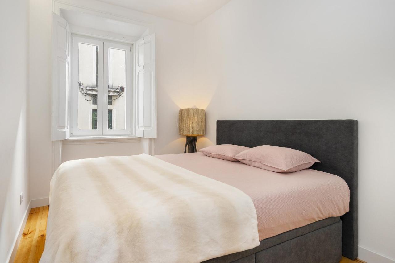 Whome Chic 1-bed W/ Patio Perfect To Explore Apartment Lissabon