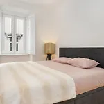 Whome Chic 1-Bed W/ Patio Perfect To Explore Lisbon